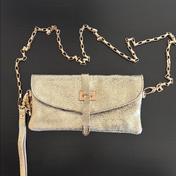Street Level Handbags - Street Level Elegant Gold Clutch Bag(Never used!)